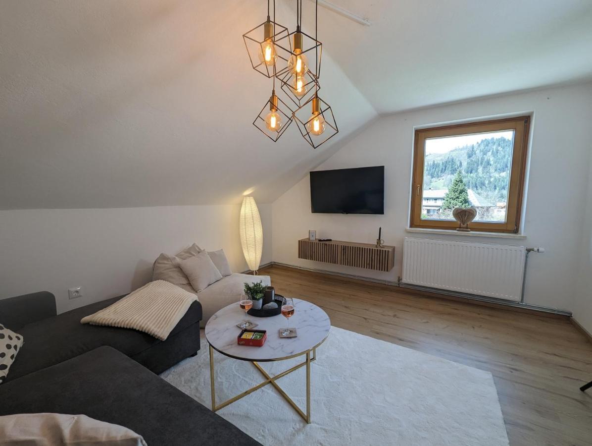 Angerpartments-Sonnige Grosse Wohnung Mit Balkon Und Kostenlosen Parkplatz Дебріах Екстер'єр фото